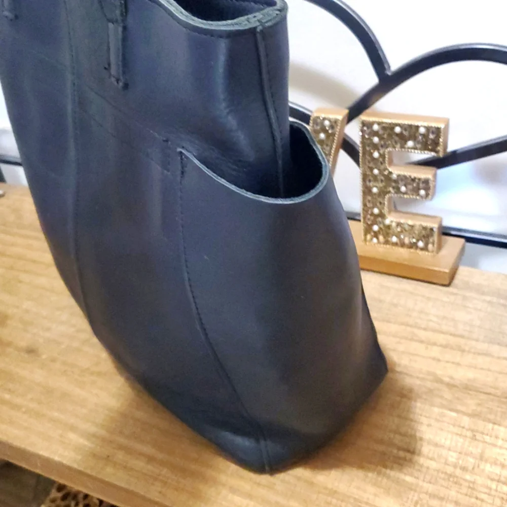 Duluth Trading Co Black Tote Bag - Picture 3 of 16